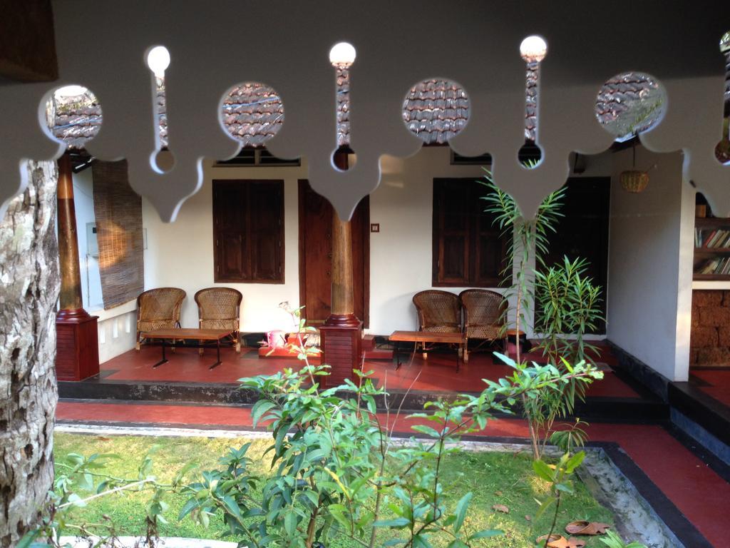 Ambadis Villas Kodungallūr 外观 照片