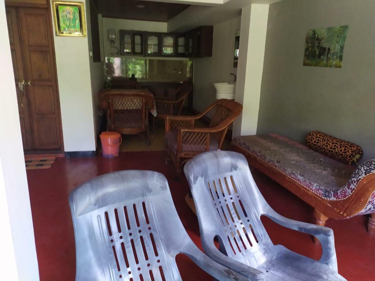 Ambadis Villas Kodungallūr 外观 照片